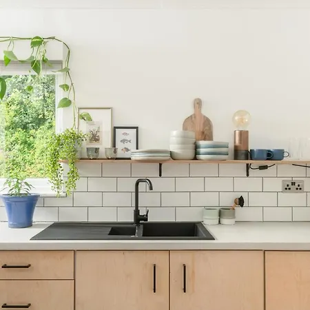 Number 4 - Stylish 1 Bedroom House In Truro, Cornwall Holiday home Truro